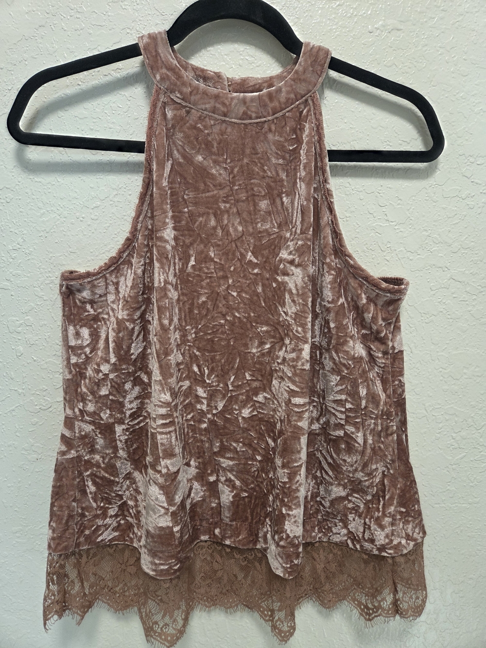Velvet Lace Trim Sleeveless Tank Top in Mauve - Picture 2 of 4
